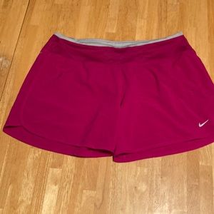 Nike running shorts size Large